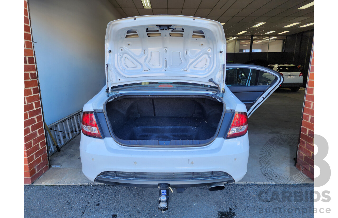 4/2010 Ford G6 Limited Edition FG 4d Sedan White 4.0L