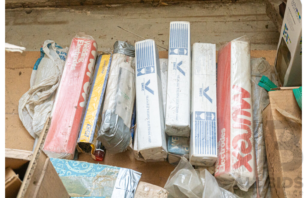 Assorted Job Lot - Pallet of Miscellaneous Contents ETC