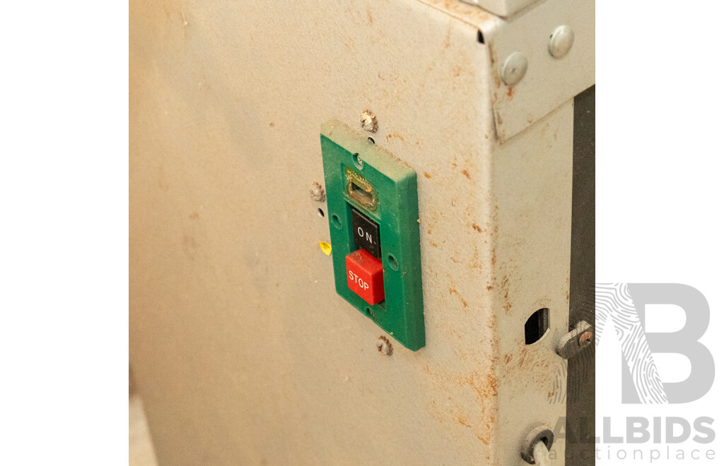 Assorted Job Lot - Workcraft Bandsaw, Handsaw & 25kg Hanging Scales ETC