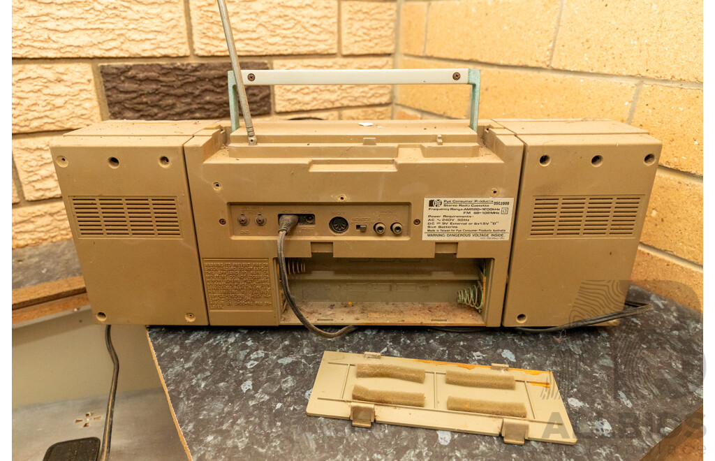 Quantity of 3 Vintage Radio Cassette Players