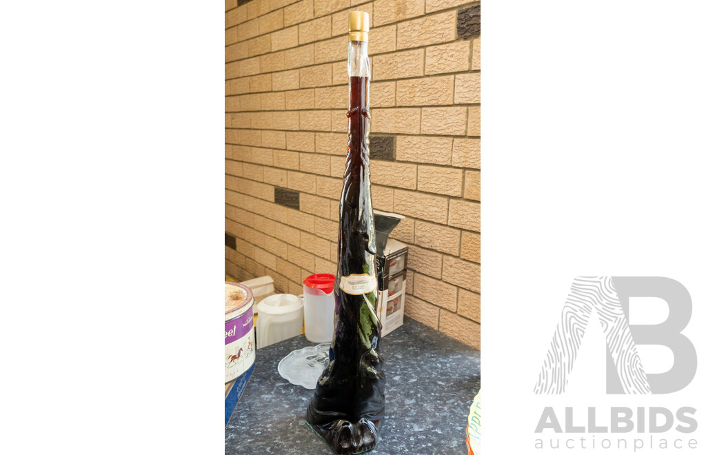 "Bottaro Vino Da Tavola" Bottle of Italian Red Table Wine