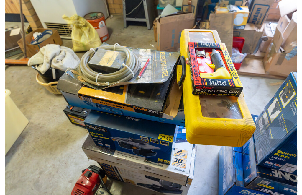 Assorted Job Lot - Power Tools & Gardening Equipment ETC