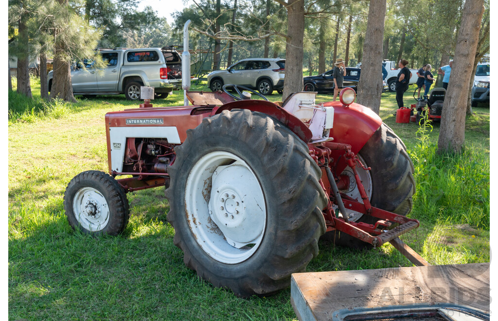 1971Circa, Red International Harvester 434 2.5L 4-cyl Diesel Tractor