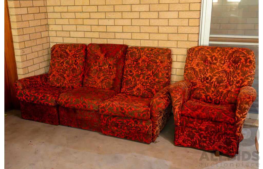 5 Piece Vintage Textured Modular Sofa with 2 Single Seater Rocking Armchairs & Small Ottoman/ Footstool