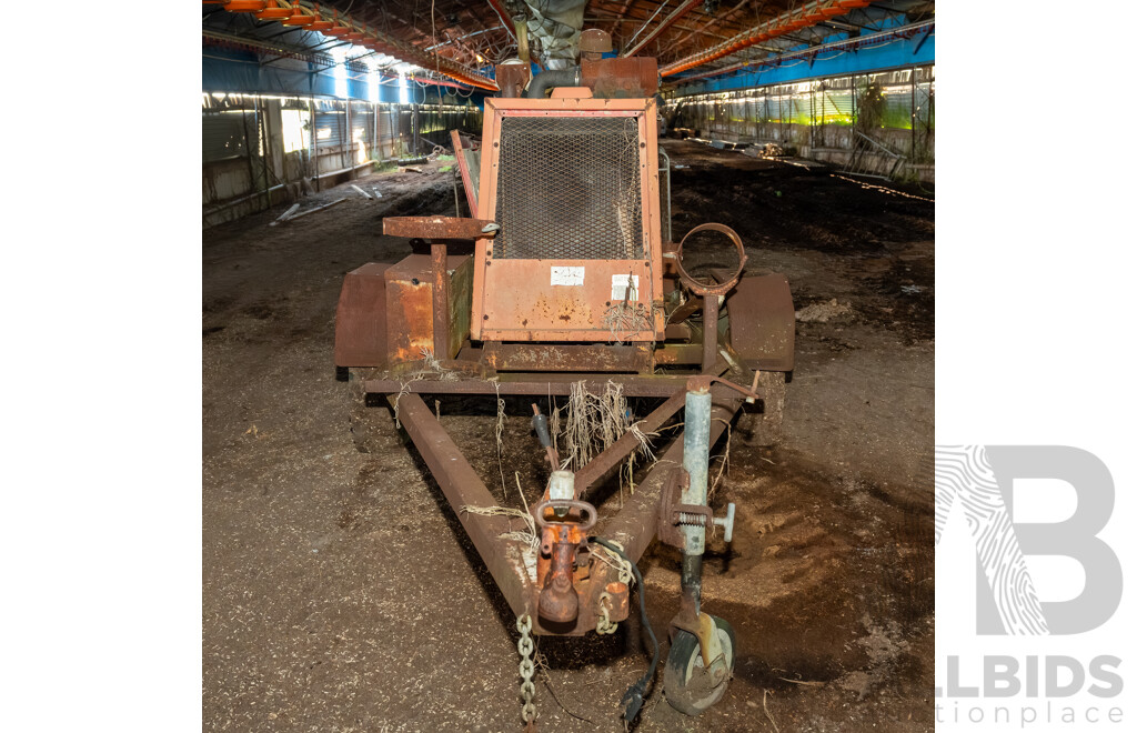 Lincoln Industrial Electric Welder on Trailer