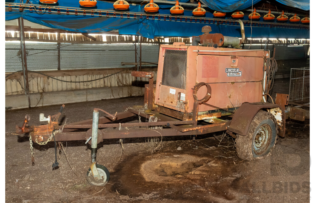 Lincoln Industrial Electric Welder on Trailer