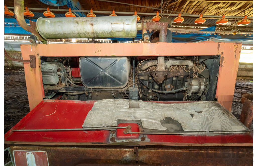 Lincoln Industrial Electric Welder on Trailer