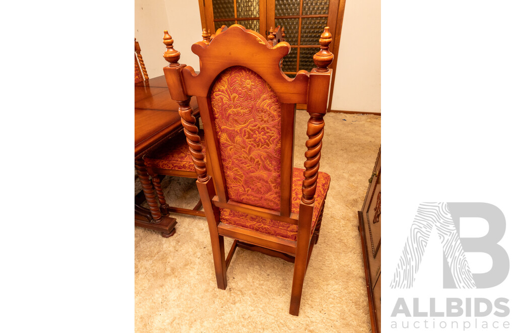 Extendible Dining Table with 8 Fabric Embroidered Chairs