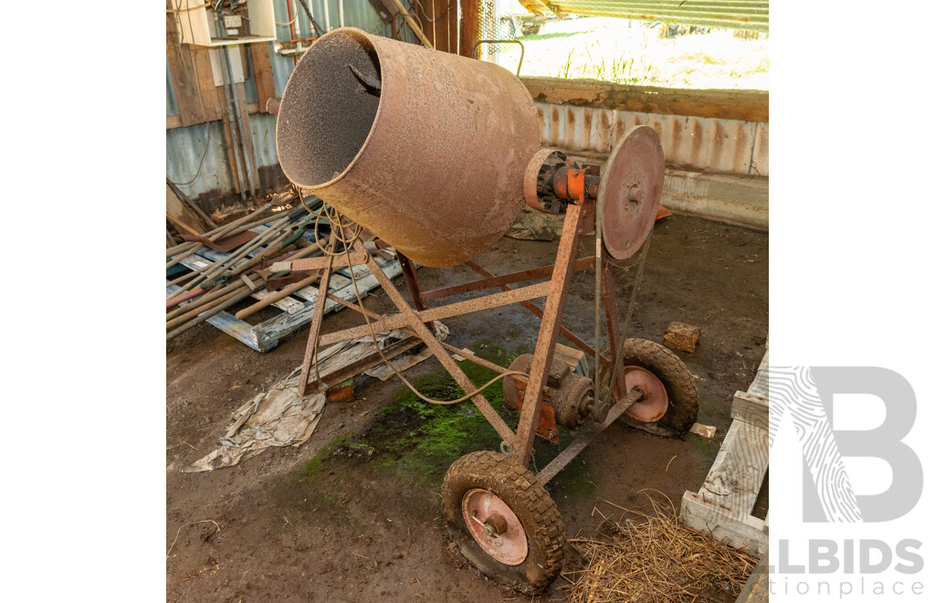 Port Implements Division Cement Mixer