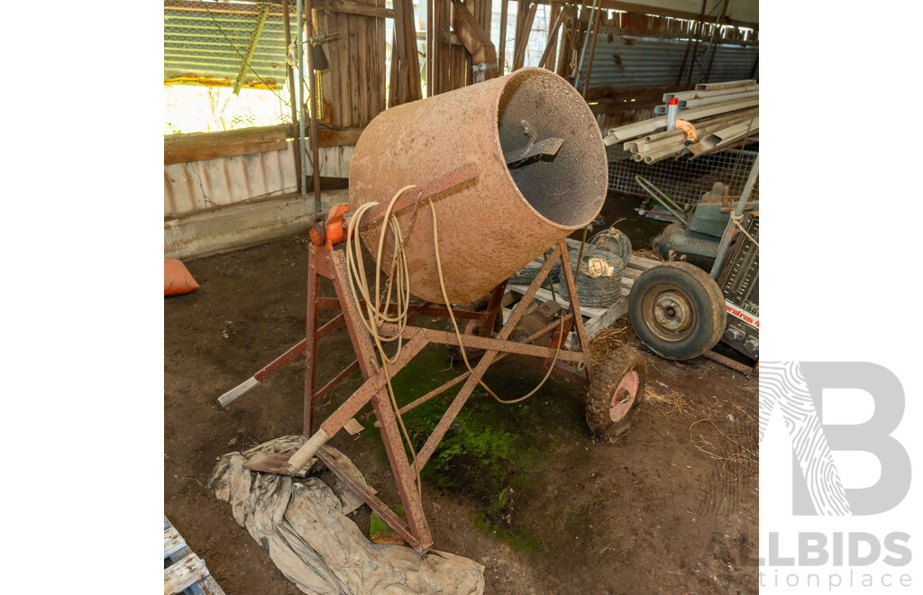 Port Implements Division Cement Mixer
