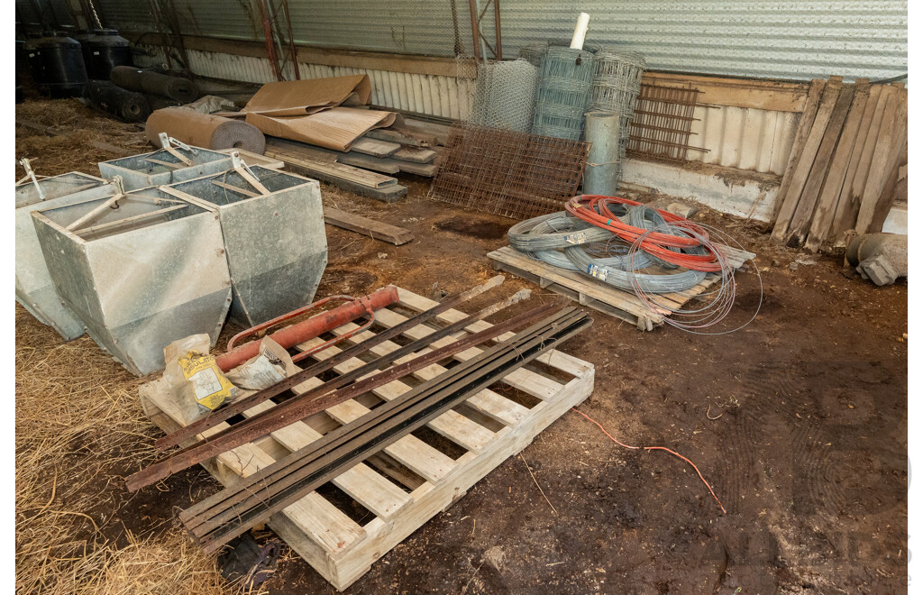 Assorted Job Lot - Chicken Wire, Wire Rolls and Star Pickets ETC