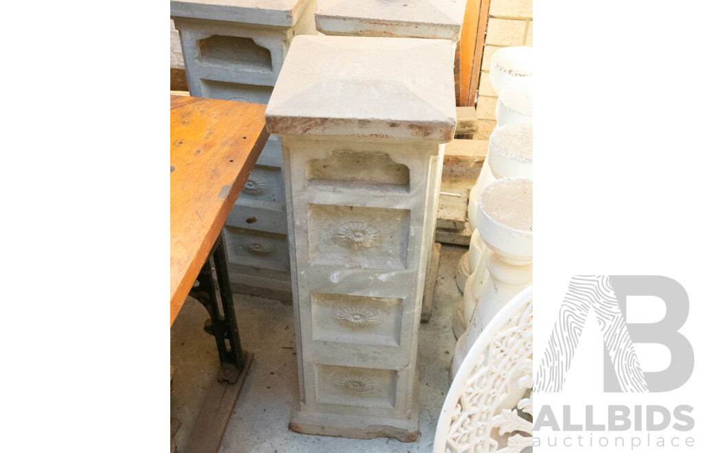 Quantity of 3 Concrete Pillars