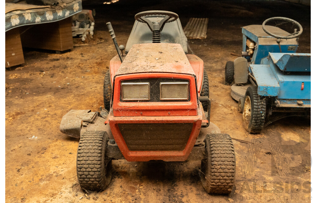 Victa 38 Inch Ride on Lawn Mower