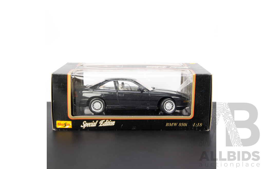 Maisto Special Edition Diecast 1990 BMW 850i  - 1:18 Scale