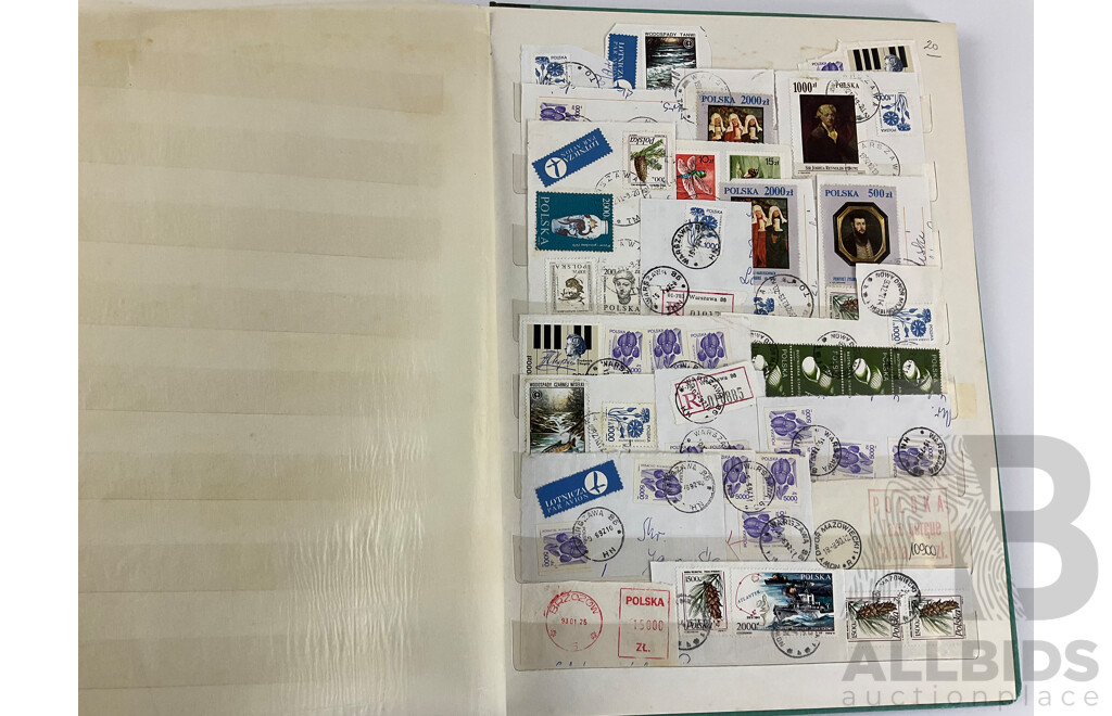 Two Albums of Great Britain, Australian, Poland and USA Stamps, Scotts Catalogue Numbers Spanning 1440 to 1952, Examples From 1920's to 1980's, KGV, QE2, Sets, Perforates