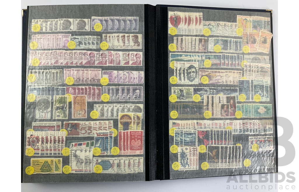 Album of USA Stamps Including Franklin, Roosevelt, Lincoln, Harding, Jackson, Overprints, Scott Catalogue Numbers Spanning 416 to 1439