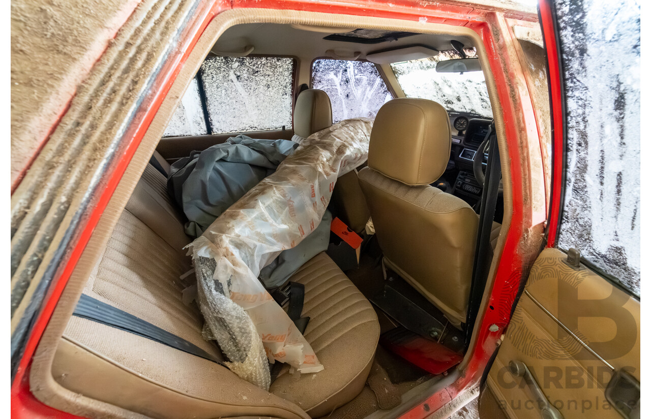9/1982 Ford Meteor GL GA 4d Sedan Orange 1.5L