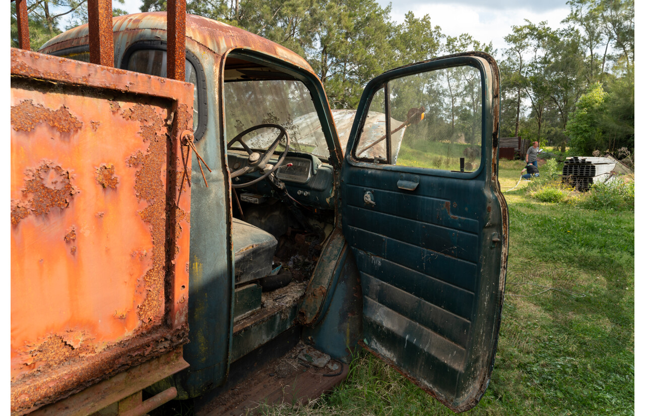 Circa 1970 Bedford TJ J3 Truck 2d Cab Chassis 350ci V8 5.7L