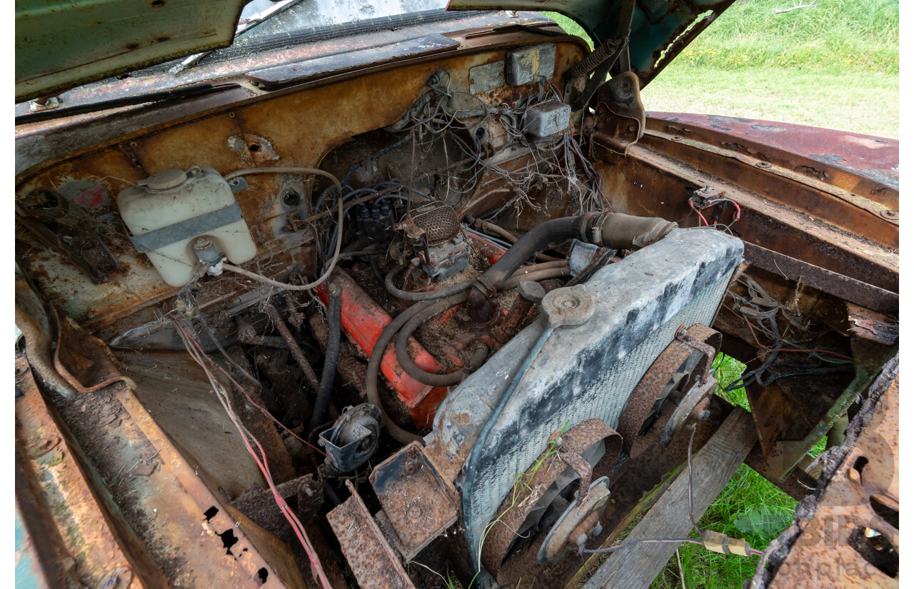 Circa 1970 Bedford TJ J3 Truck 2d Cab Chassis 350ci V8 5.7L