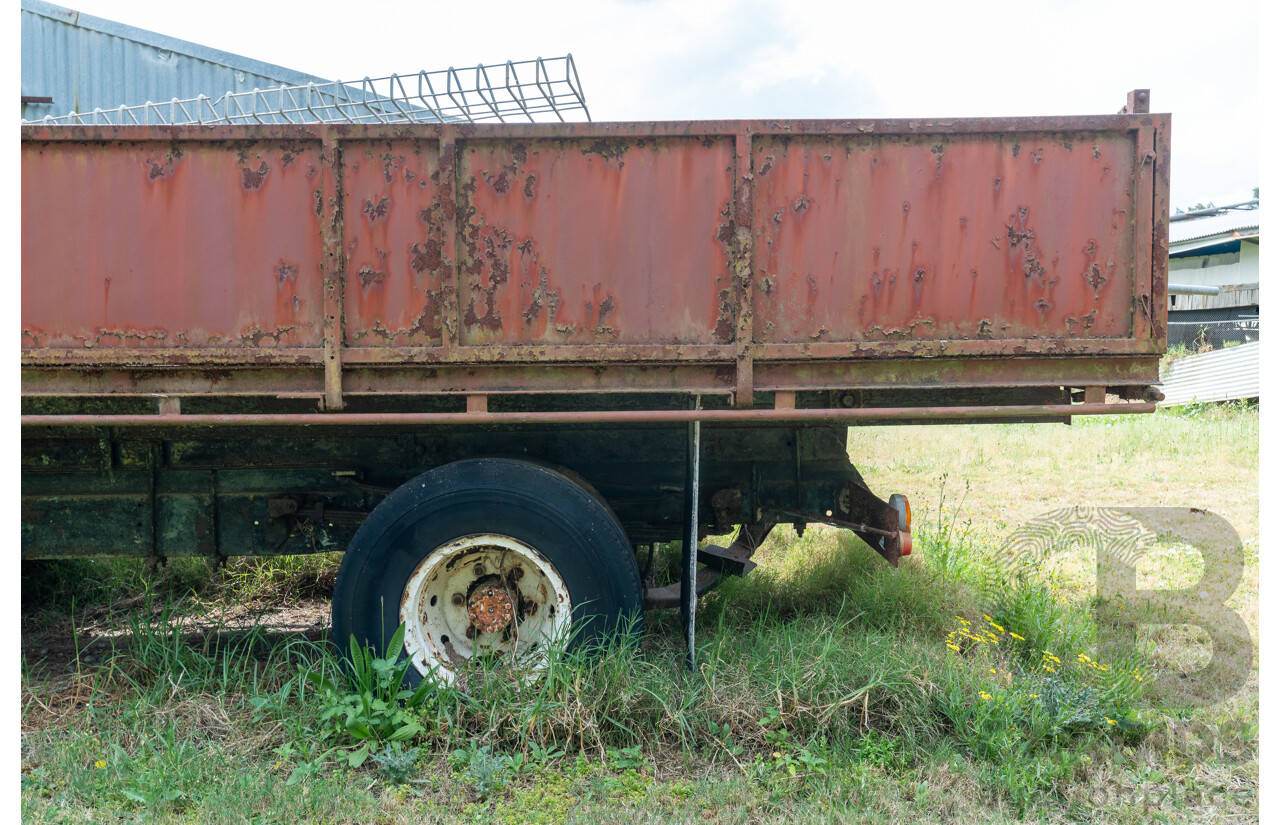 Circa 1970 Bedford TJ J3 Truck 2d Cab Chassis 350ci V8 5.7L