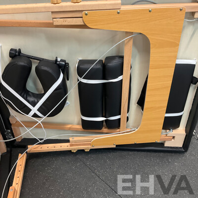 GENKI Portable Massage Table in Carry Bag