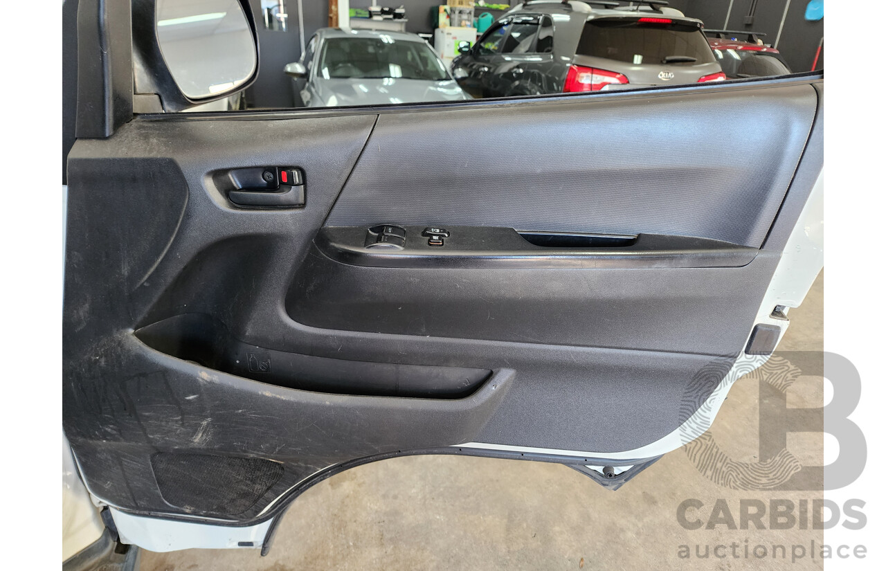 2/2009 Toyota Hiace LWB TRH201R MY07 UPGRADE 4d Van White 2.7L