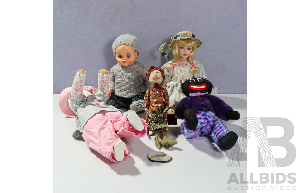 Collection Dolls and Soft Toys Including Porcelain Example an More