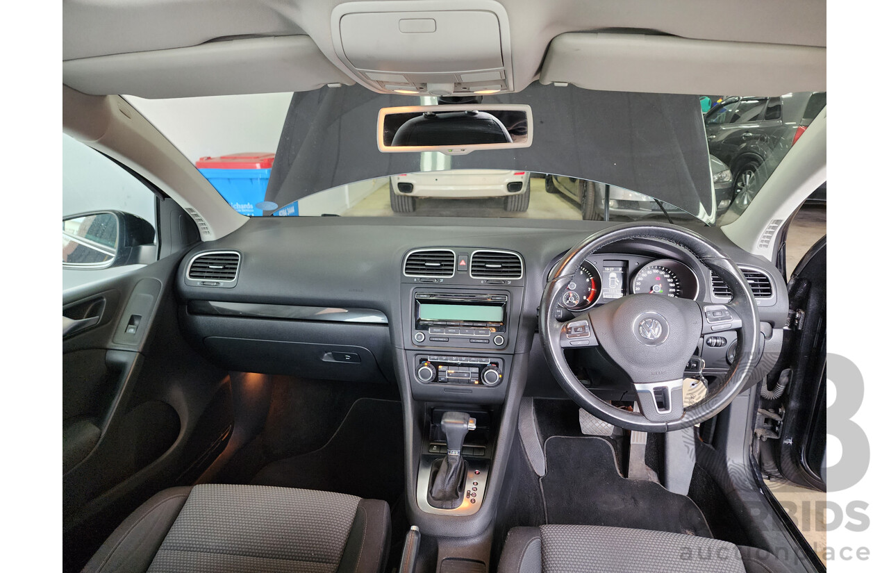 10/2010 Volkswagen Golf 118 TSI Comfortline 1K MY11 5d Hatchback Black 1.4L