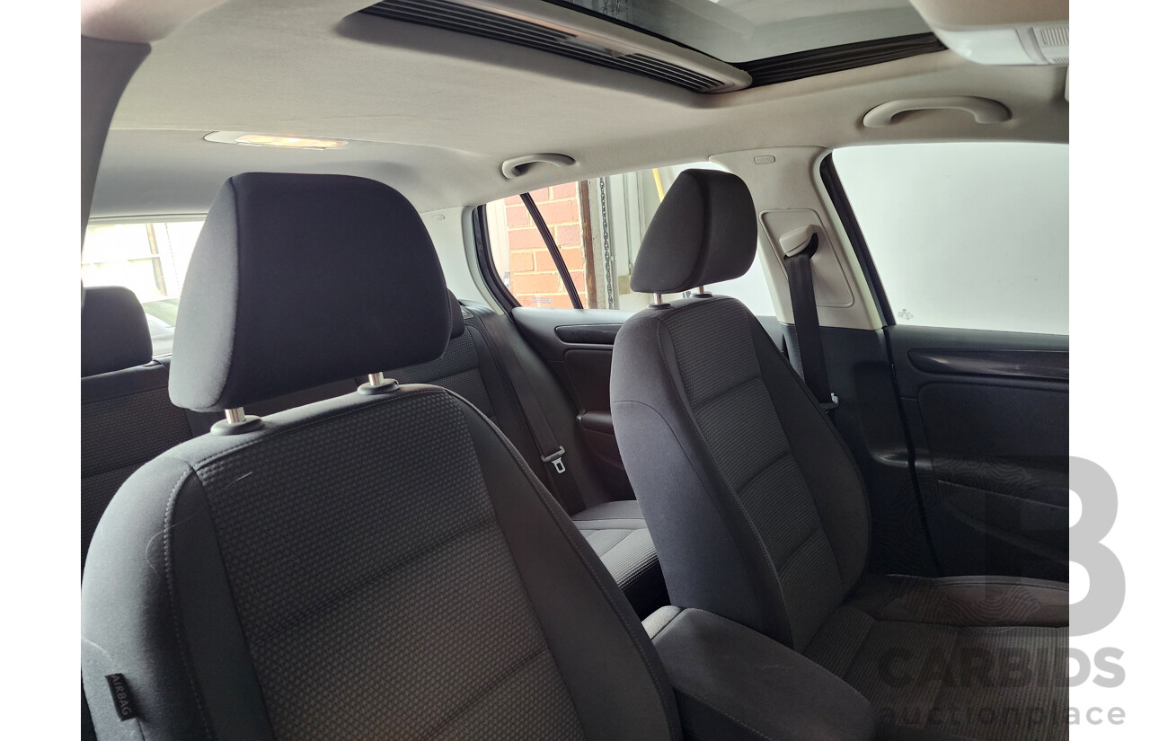 10/2010 Volkswagen Golf 118 TSI Comfortline 1K MY11 5d Hatchback Black 1.4L