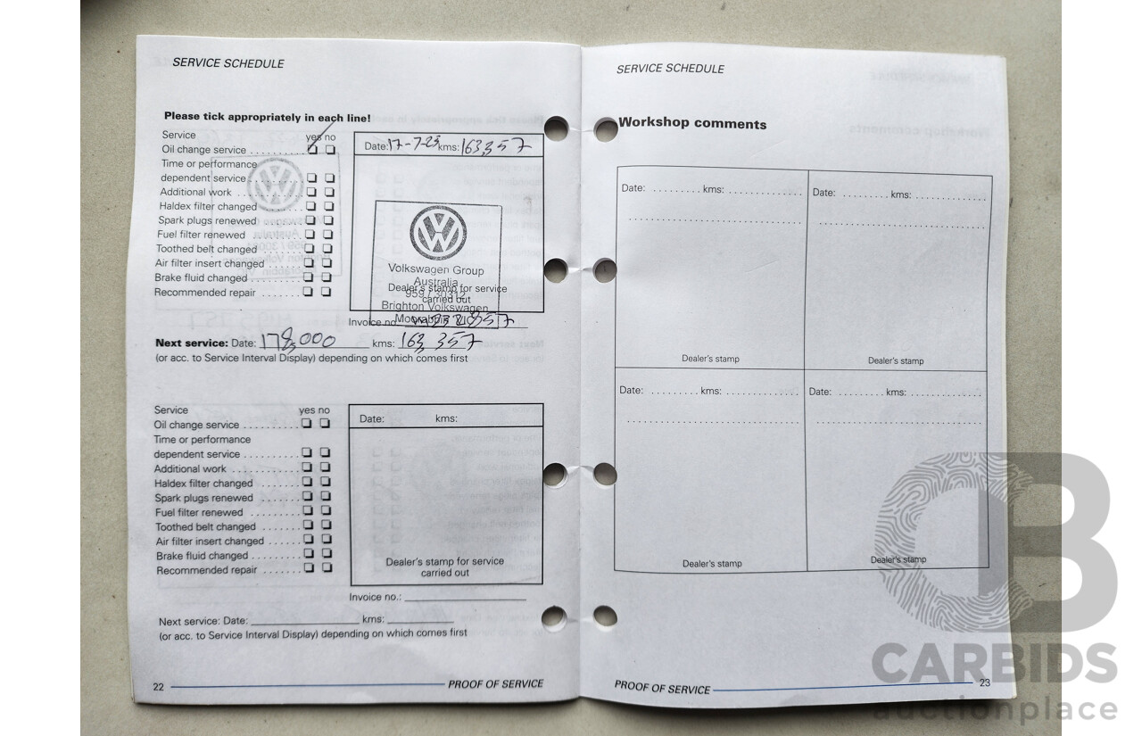 10/2010 Volkswagen Golf 118 TSI Comfortline 1K MY11 5d Hatchback Black 1.4L