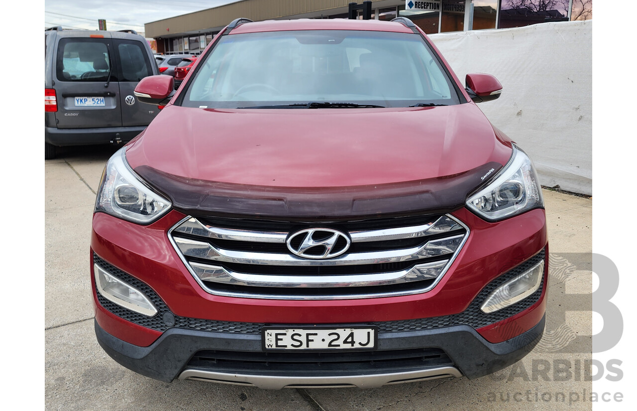 8/2014 Hyundai Santa Fe Elite CRDi (4x4) DM MY15 4d Wagon Red 2.2L