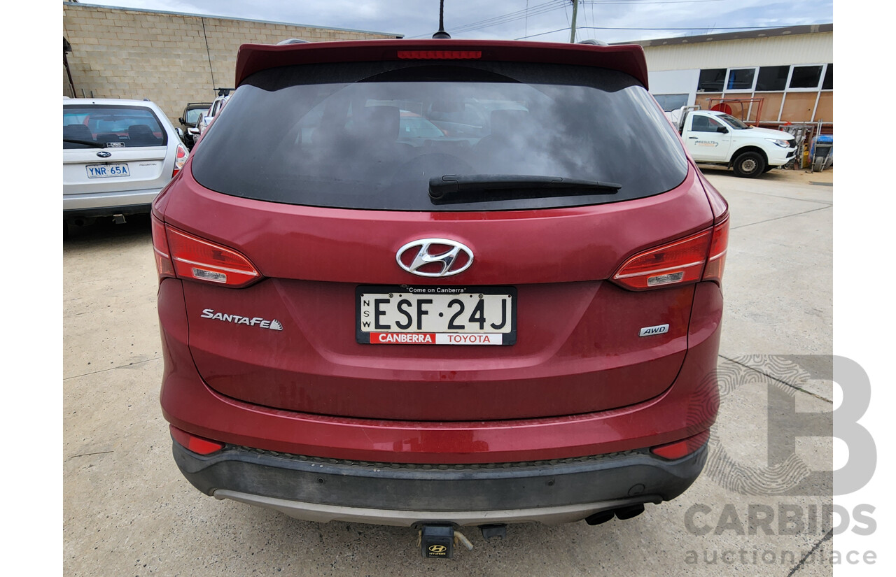 8/2014 Hyundai Santa Fe Elite CRDi (4x4) DM MY15 4d Wagon Red 2.2L