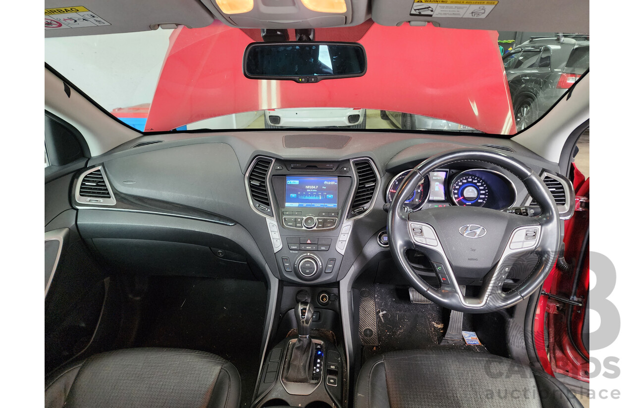 8/2014 Hyundai Santa Fe Elite CRDi (4x4) DM MY15 4d Wagon Red 2.2L