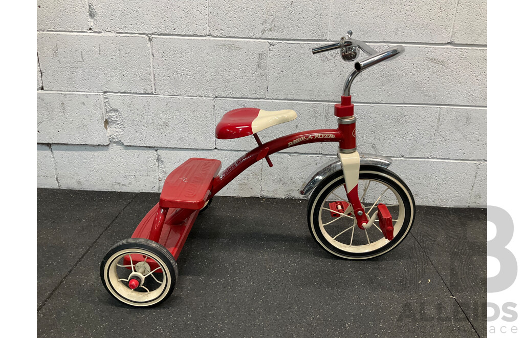 RADIO FLYER Classic Dual Deck Tricycle - ORP $199.99