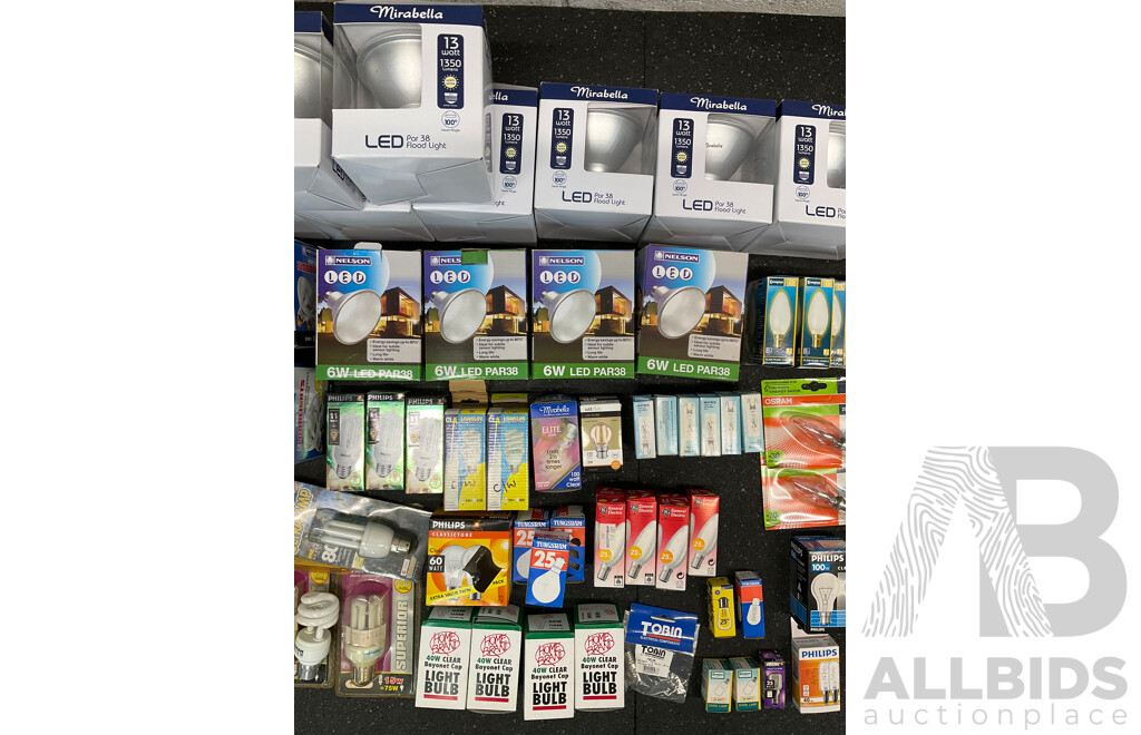 Assorted Lighting Bulbs