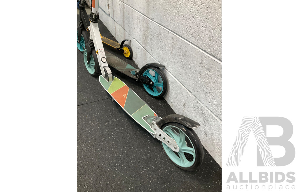Kids Scooters - Lot of 3