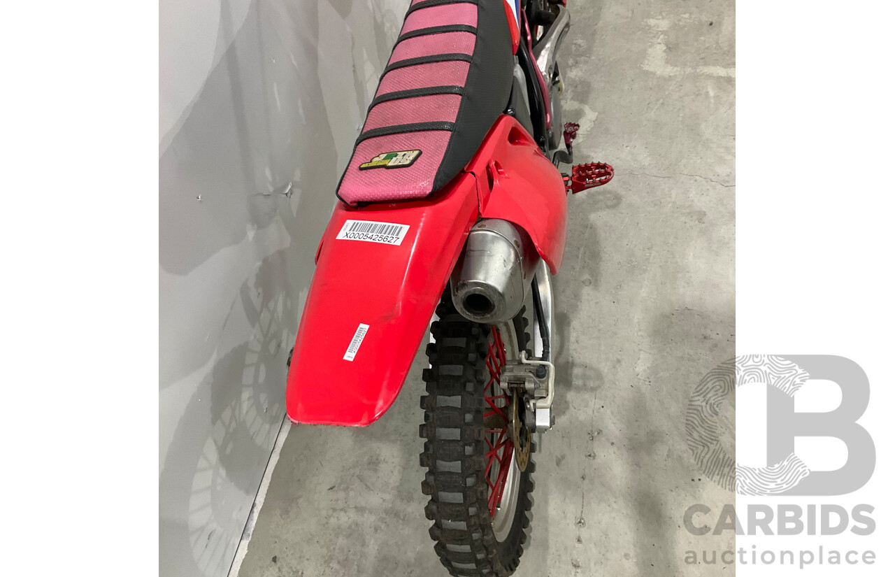 Honda CRF 150R Dirt Bike