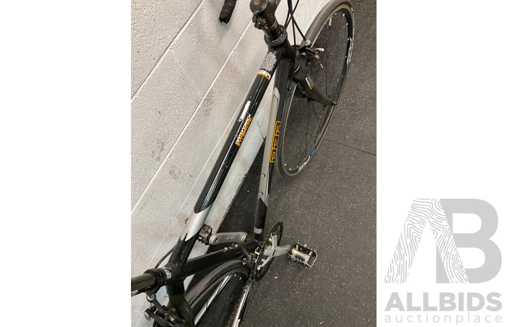 DIAMONDBACK Interval Racing Road Bike