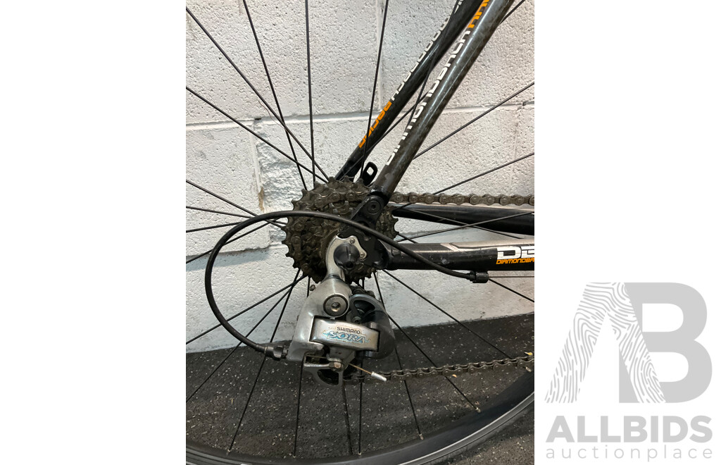 DIAMONDBACK Interval Racing Road Bike