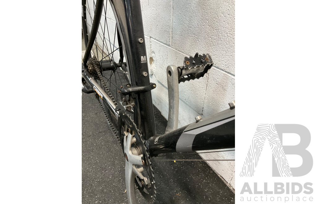 DIAMONDBACK Interval Racing Road Bike