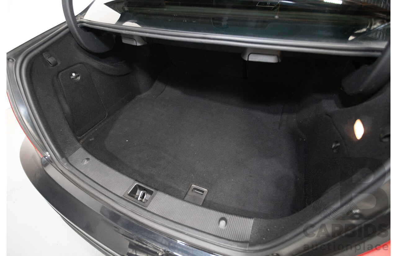 11/2011 Mercedes Benz C63 AMG W204 MY11 4d Sedan Magnetite Black Metallic V8 6.3L