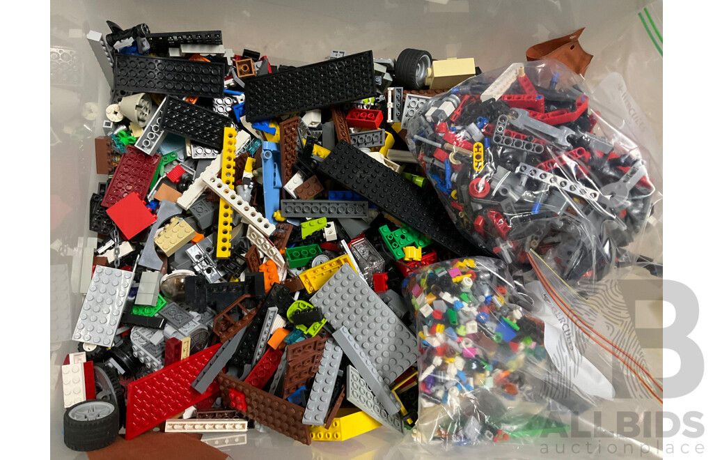 Collection Loose Lego Approx 6KG Including Castle and More