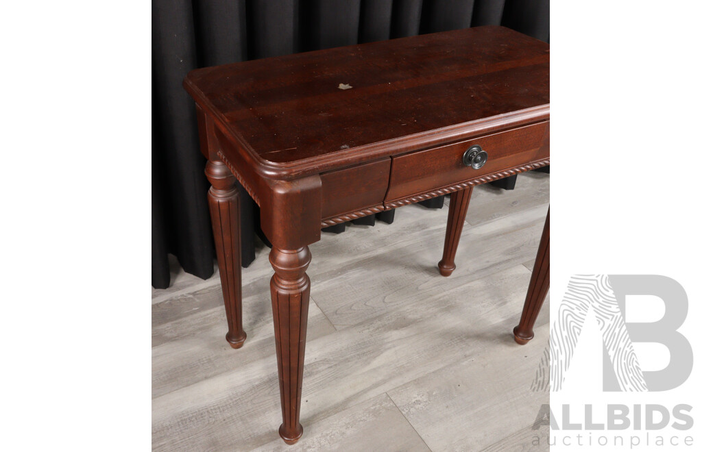 Reproduction Mahogany Hall Table, - Lot 1617388 | ALLBIDS