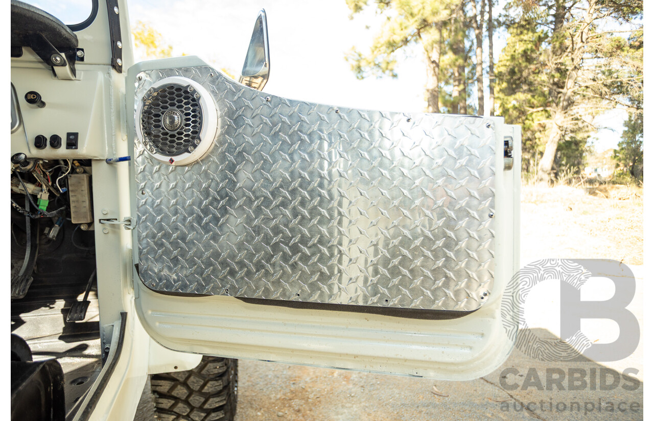 11/1977 Toyota Landcruiser SWB FJ40 (4x4) 2d Softtop White 4.2L