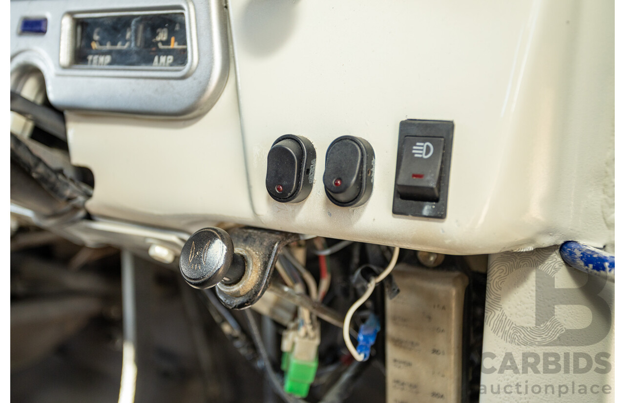 11/1977 Toyota Landcruiser SWB FJ40 (4x4) 2d Softtop White 4.2L