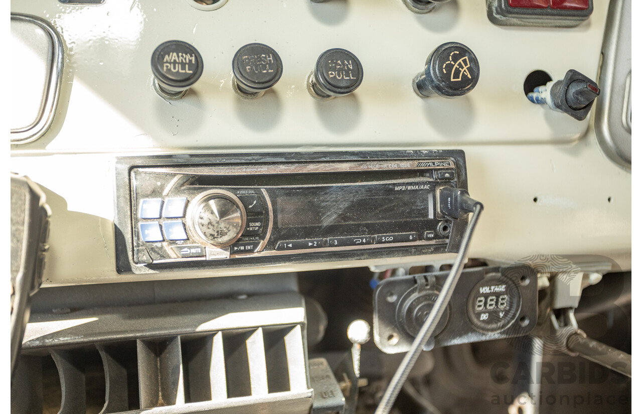 11/1977 Toyota Landcruiser SWB FJ40 (4x4) 2d Softtop White 4.2L