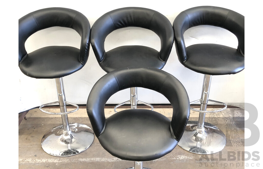 Oliver Gaslift Bar Stools - Lot of Four