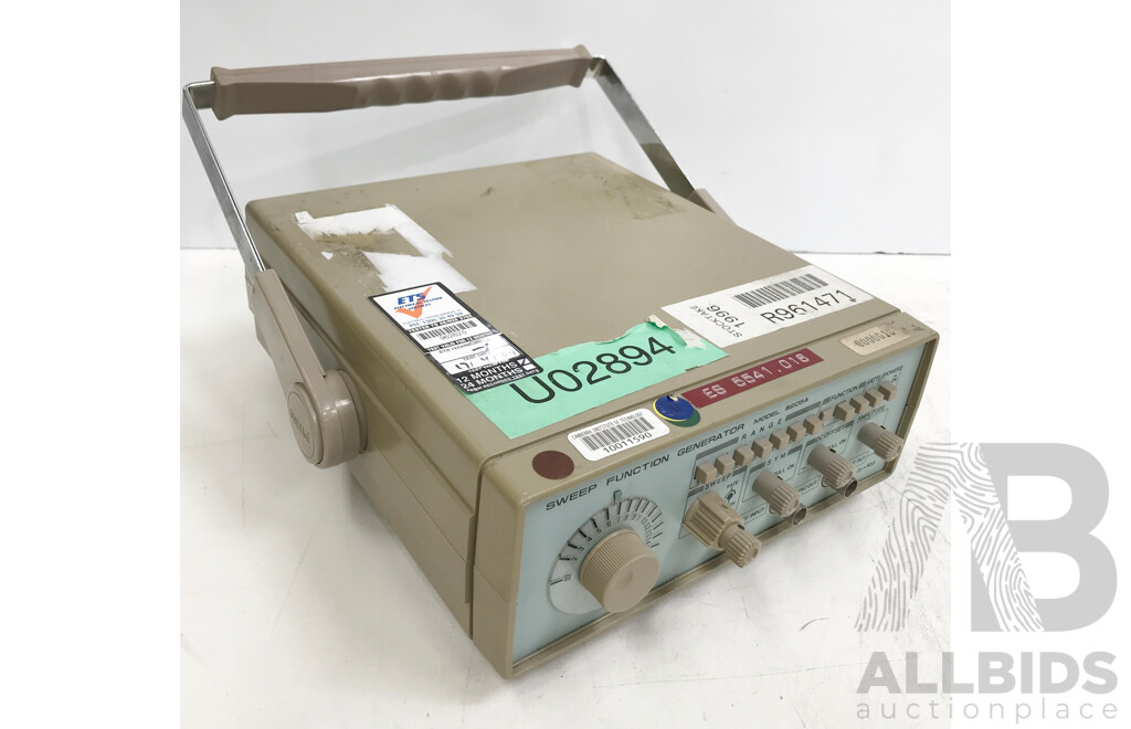 Hung-Chang 8205A Sweep Function Generator