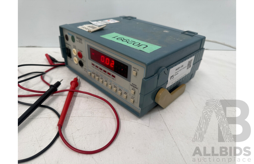 Tektronix DM2510 Digital Multimeter