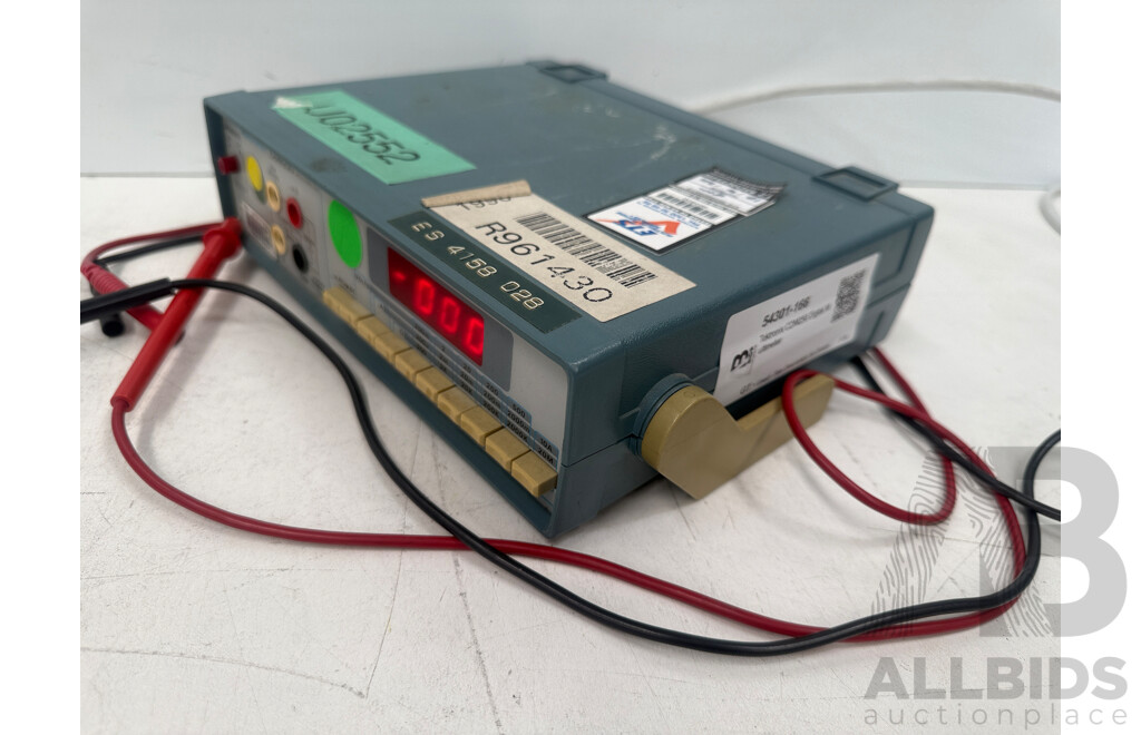 Tektronix CDM250 Digital Multimeter